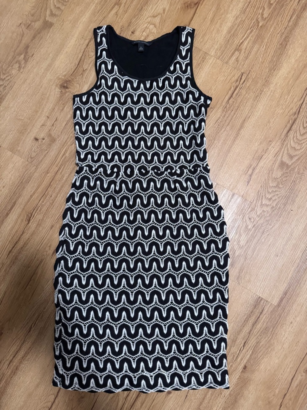 Banana Republic Black and White Wave-Pattern Midi Dress